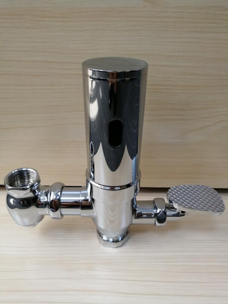 明裝大便感應器腳踩感應沖水閥智能沖便器